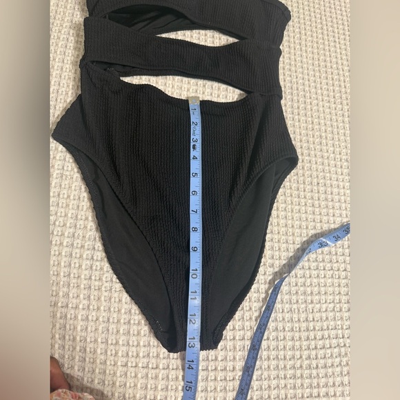 Stylish Black One Piece Swimsuit - Picture 5 of 10